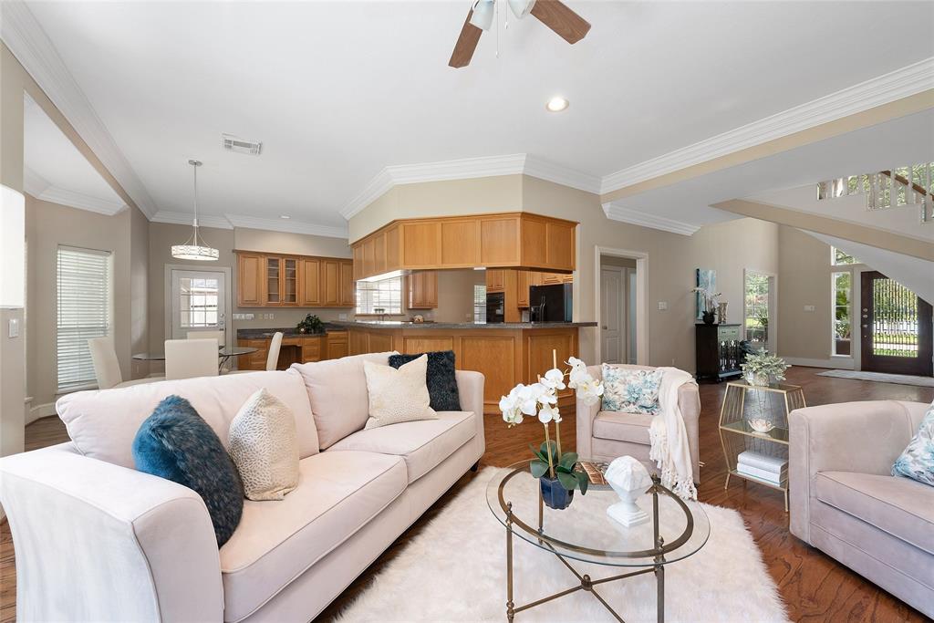 Richmond TX Homes for Sale​ - Reland Homes Group - Living room
